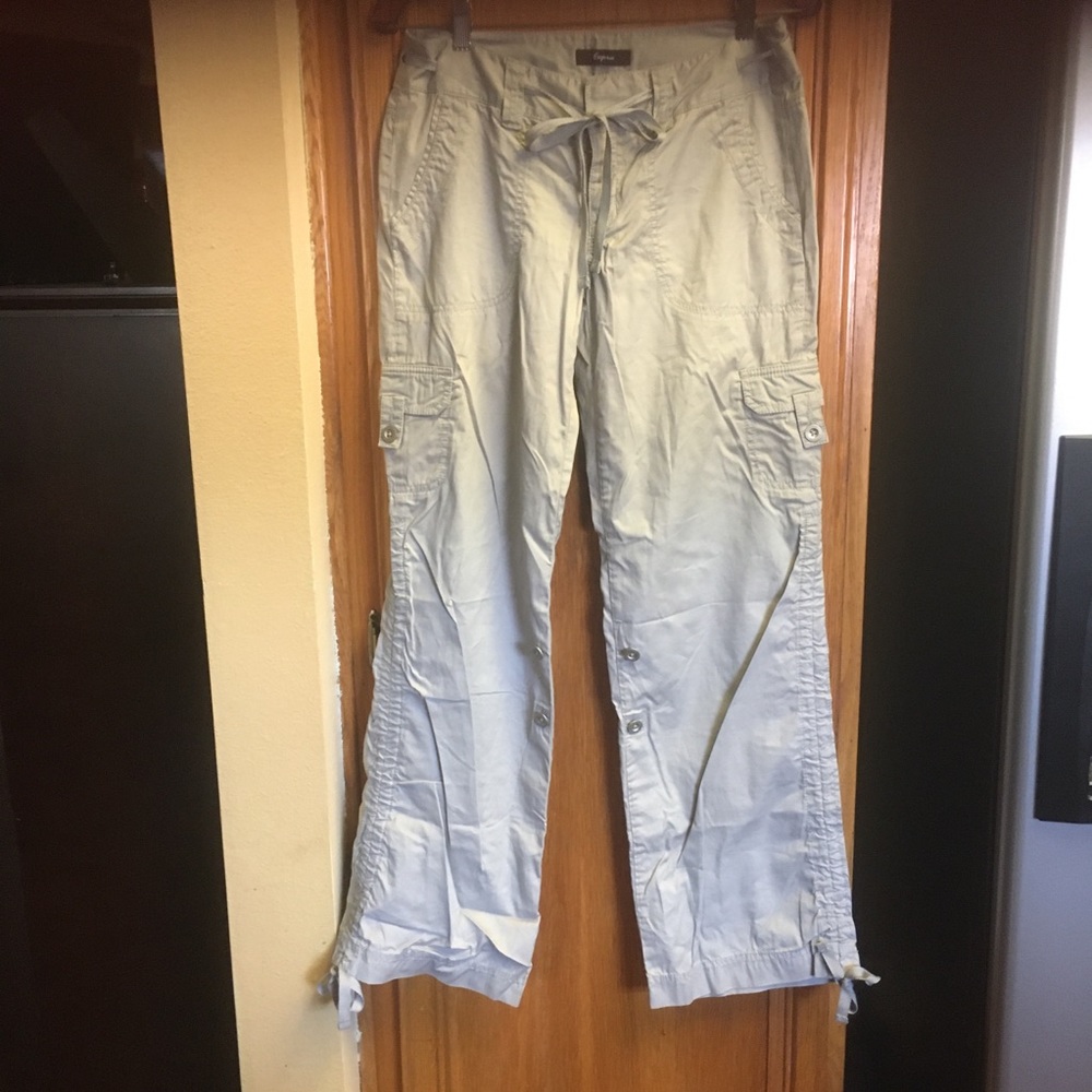 Women’s express khaki pants